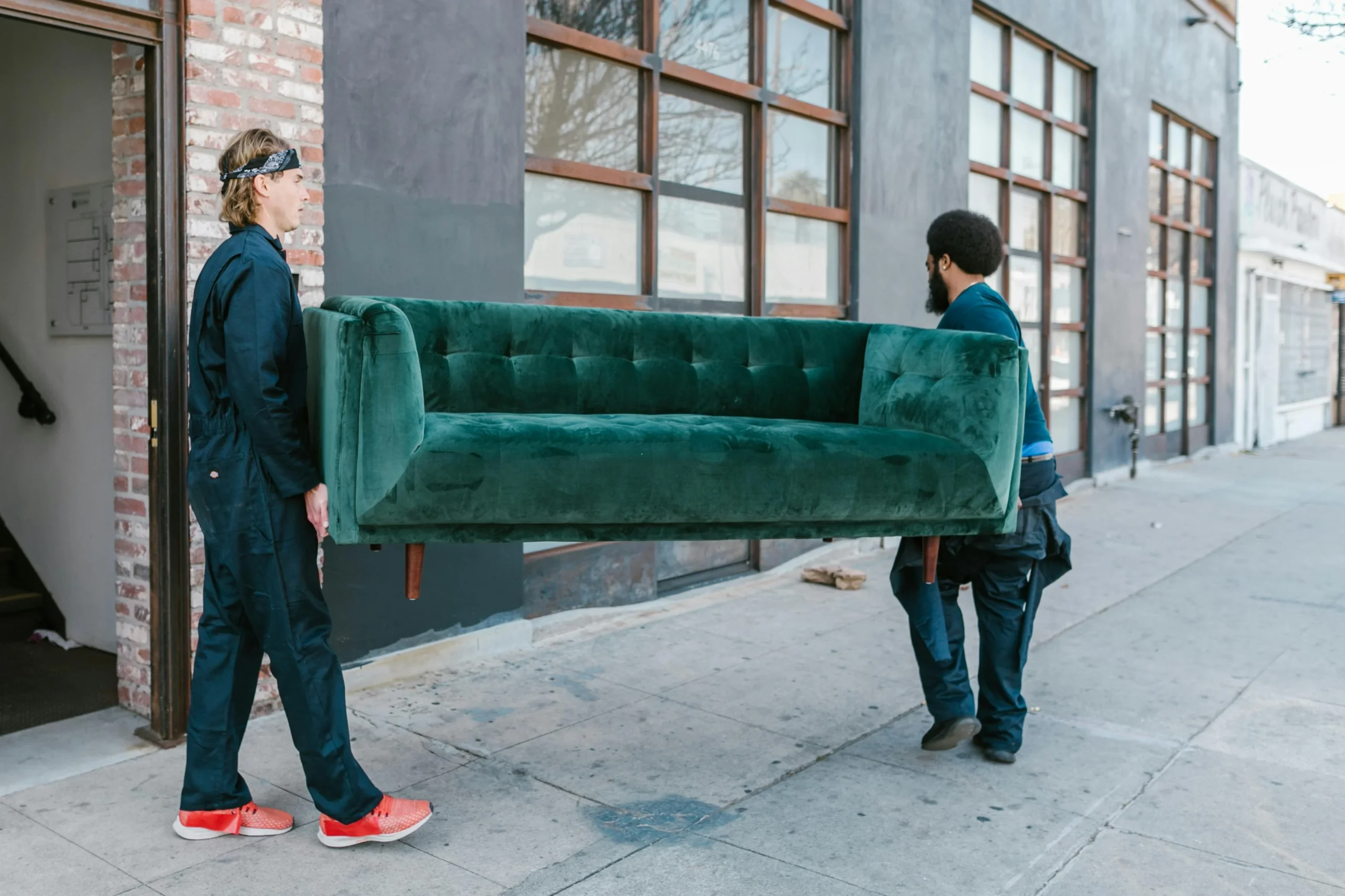 From Packing to Placement: The ValeMSS Approach to Stress-Free Moving